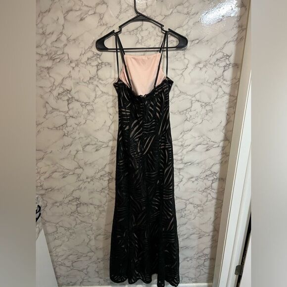 Trixxi Women's Dress Black Square Neck Sequin Formal Evening Size 9 - Picture 6 of 7